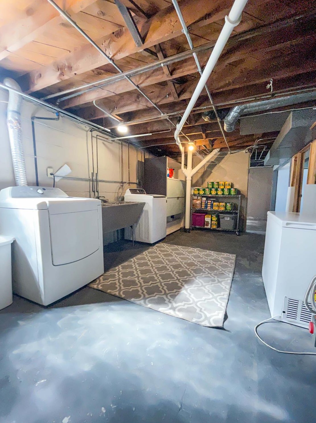 41 Wilhelm St, Schererville IN  46375-2492 exterior