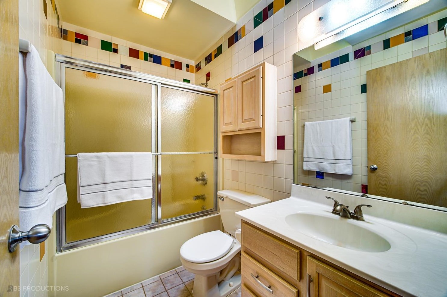 555 Lantern Walk, Valpo IN  46385-2980 exterior