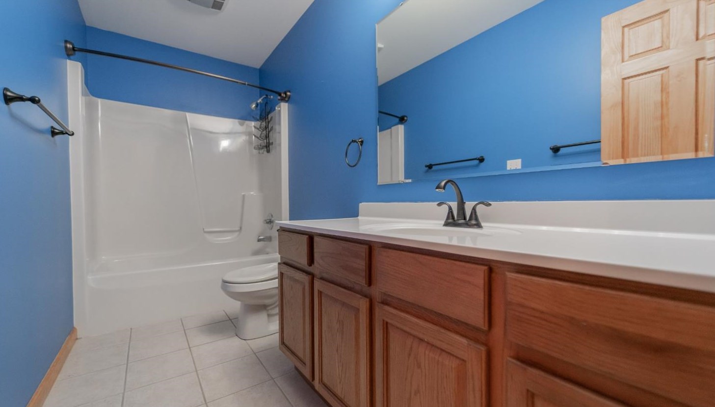 1282 Port Cove Dr, Porter IN  46304-9583 exterior