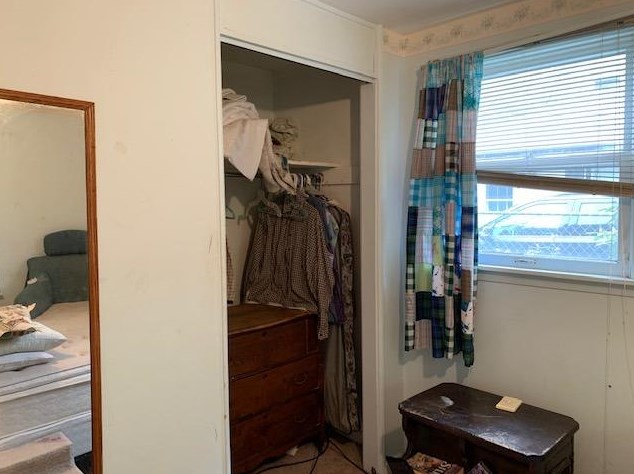 106 Parkview Ave, La Porte IN  46350-6147 exterior