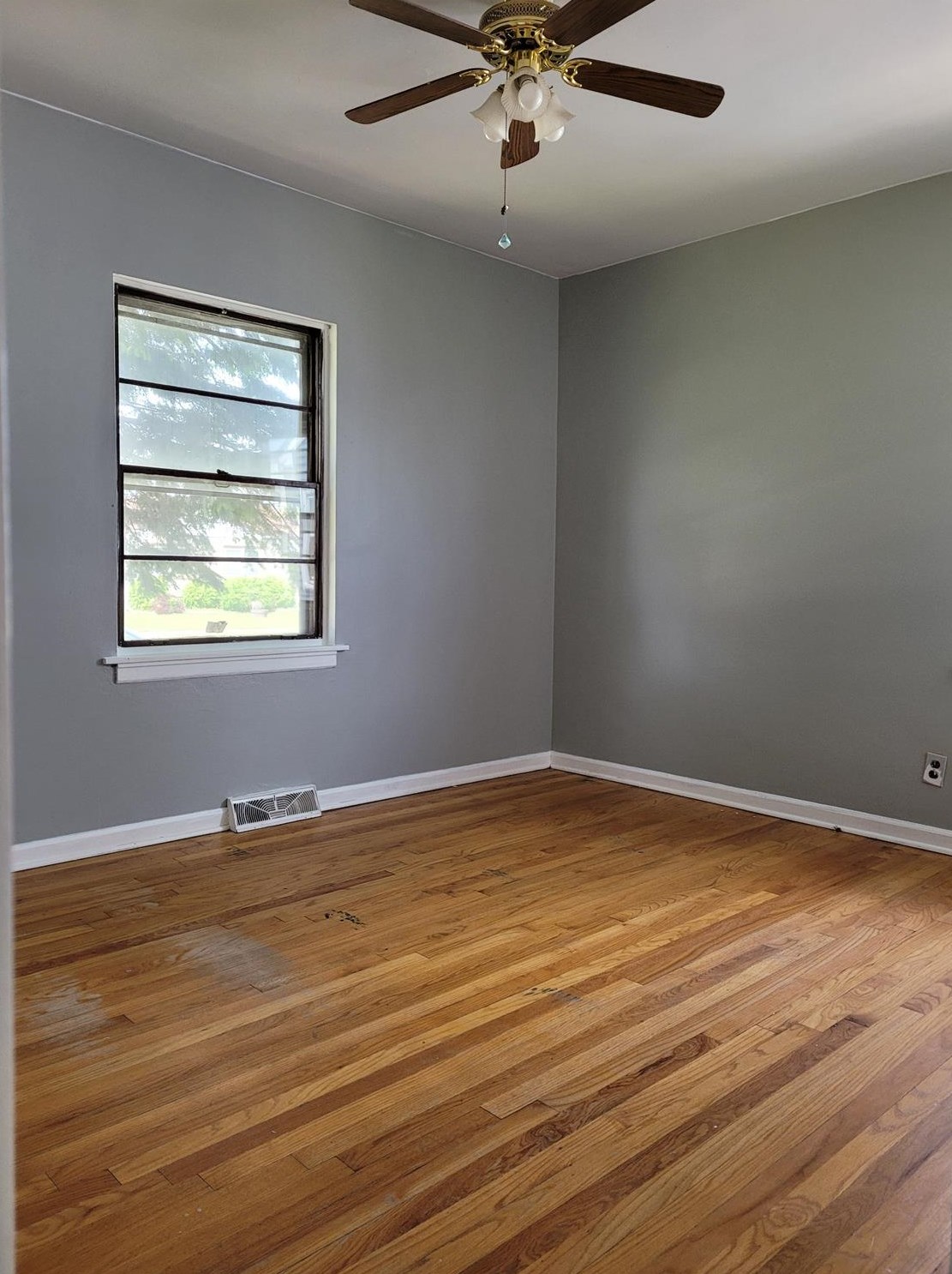 5633 Baring Ave, East Chicago IN  46312-3903 exterior