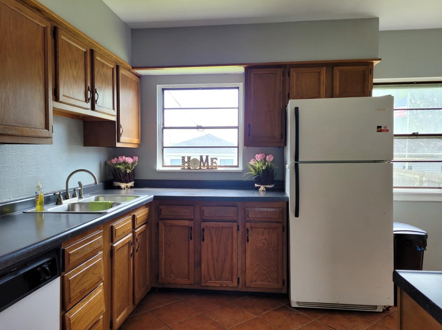 5633 Baring Ave, East Chicago IN  46312-3903 exterior