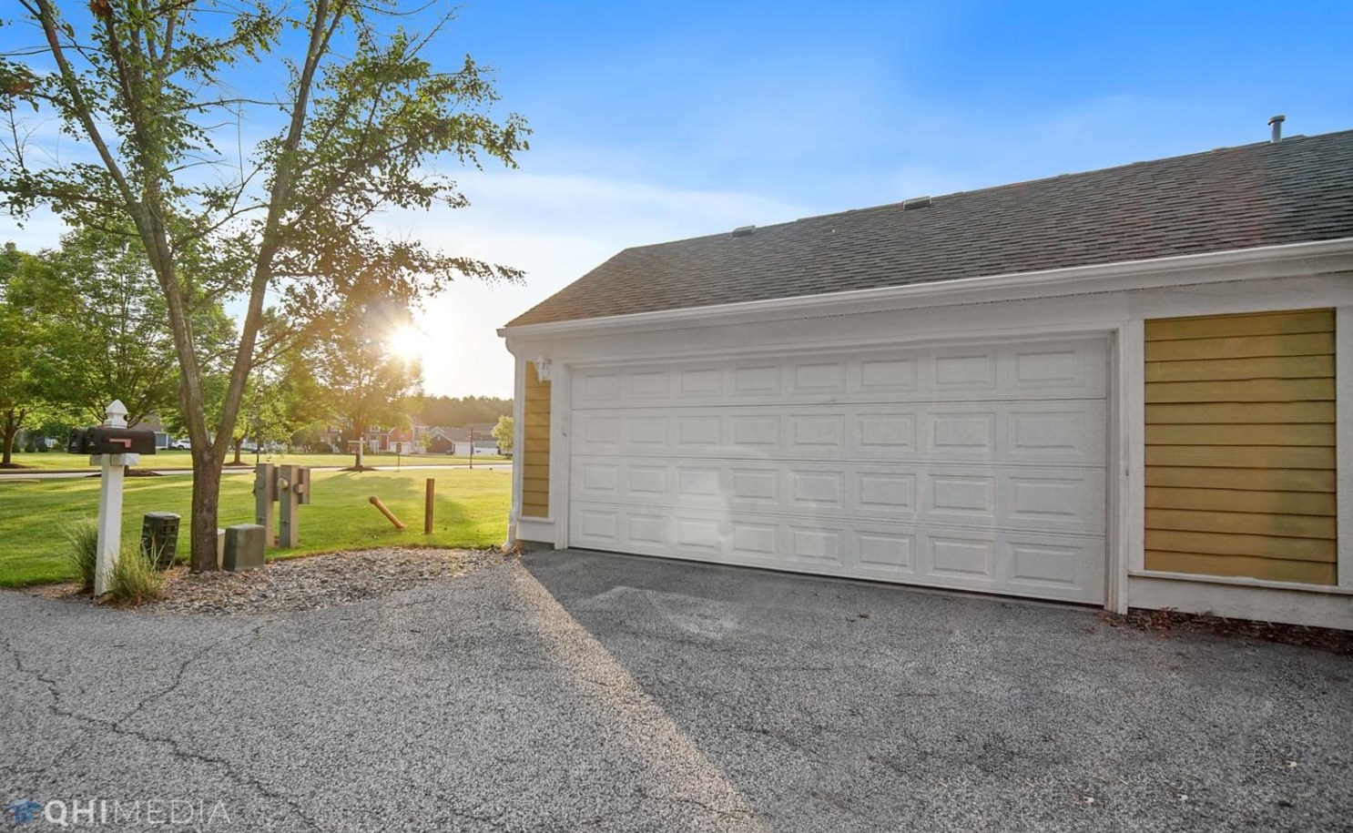 324 Village Sq, Porter IN  46304-9665 exterior