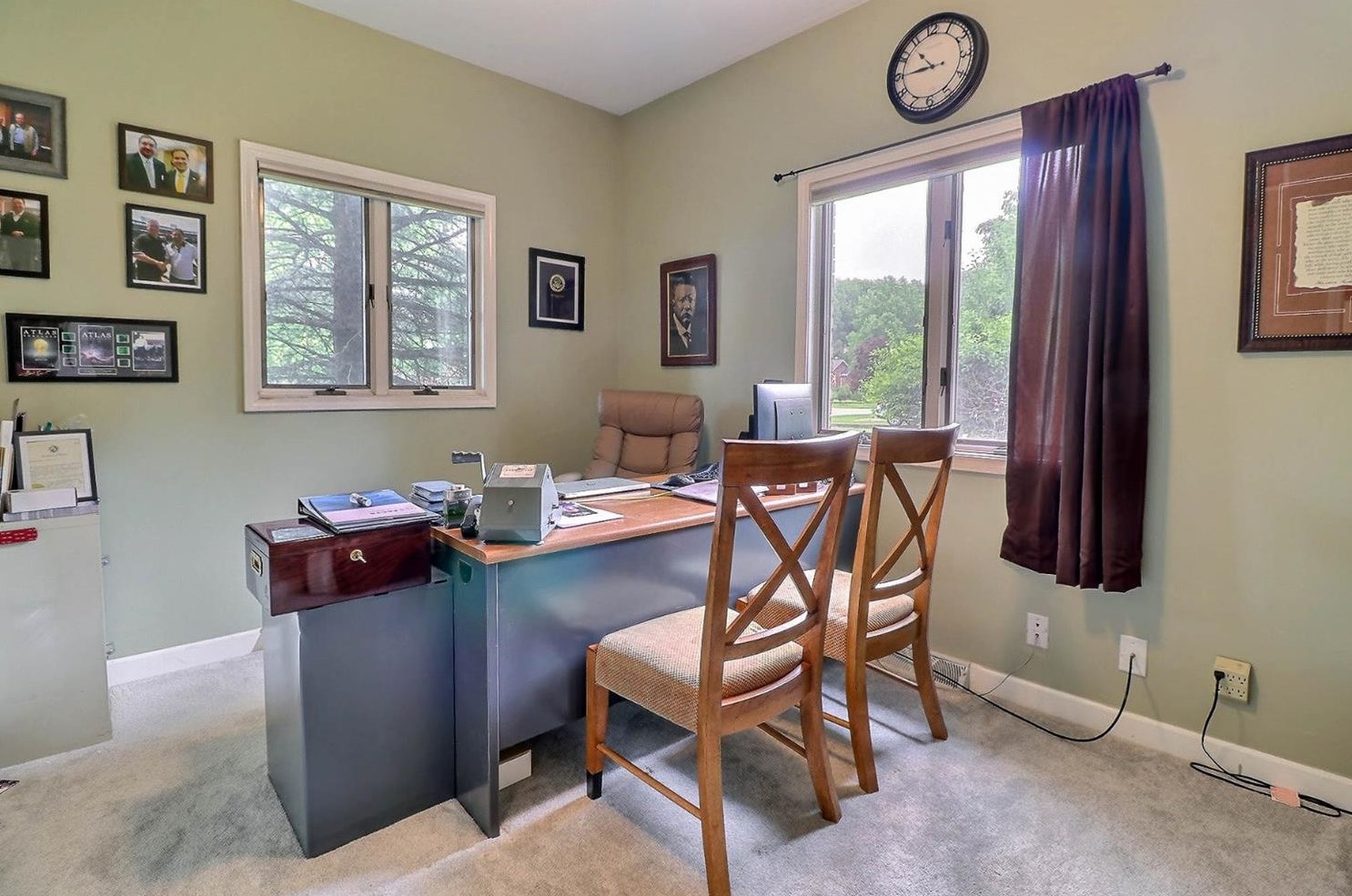 1423 Inverness Ln, Schererville IN  46375-2930 exterior