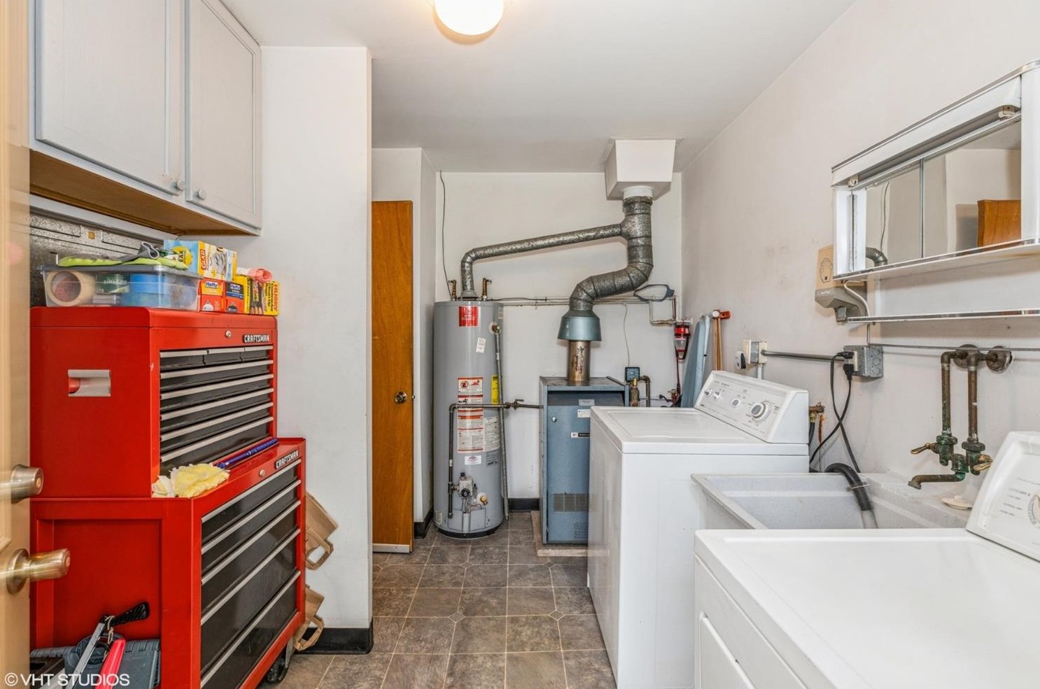 720 Lindberg St, Griffith IN 46319-2034 exterior