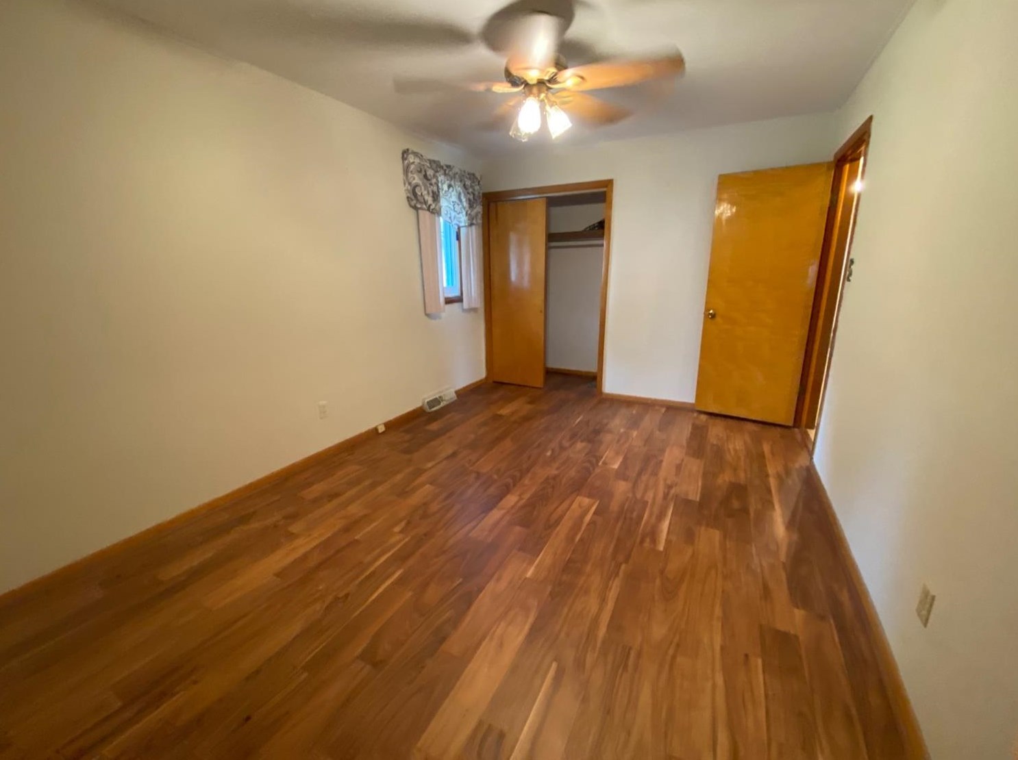 4842 Parrish Ave, East Chicago IN  46312-3537 exterior