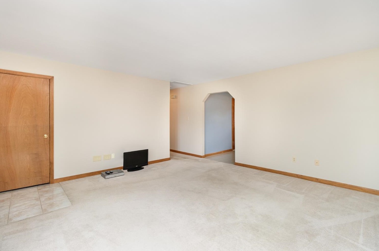 6168 Brie Ave, Portage IN  46368-3660 exterior