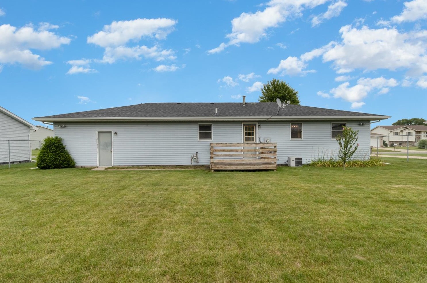 6168 Brie Ave, Portage IN  46368-3660 exterior