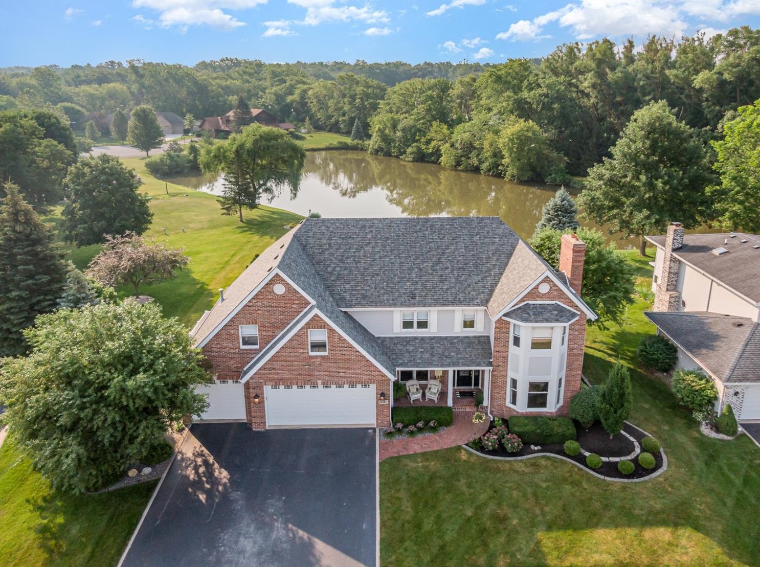 1341 Mccoy Dr, Schererville IN  46375-3031 exterior