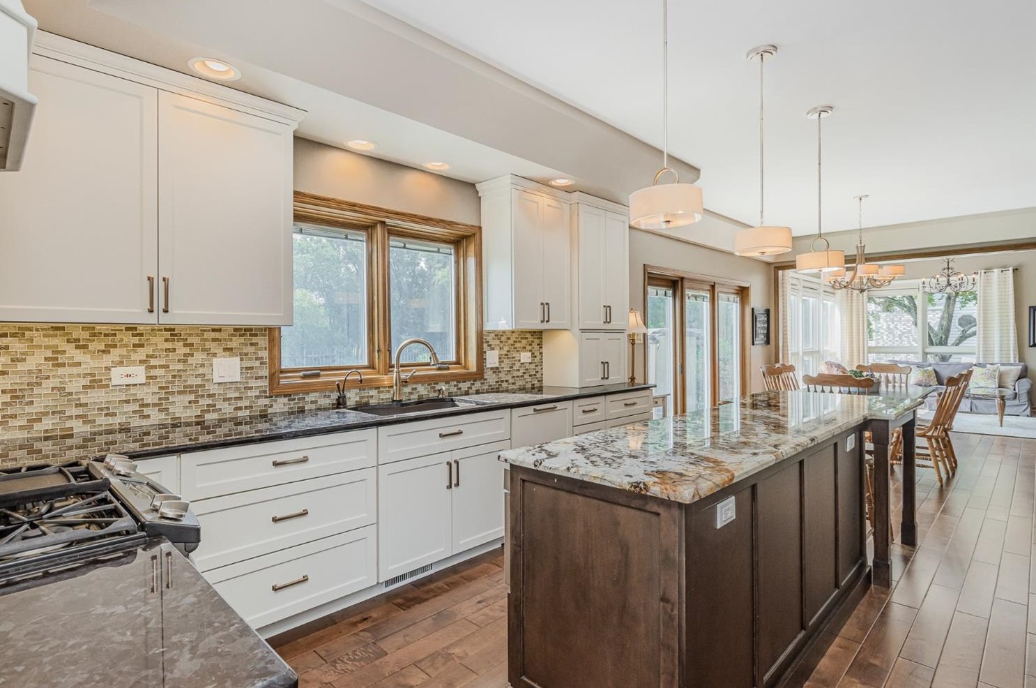 1341 Mccoy Dr, Schererville IN  46375-3031 exterior