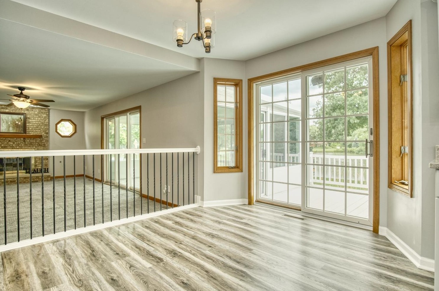 1345 Mccoy Dr, Schererville IN  46375-3031 exterior