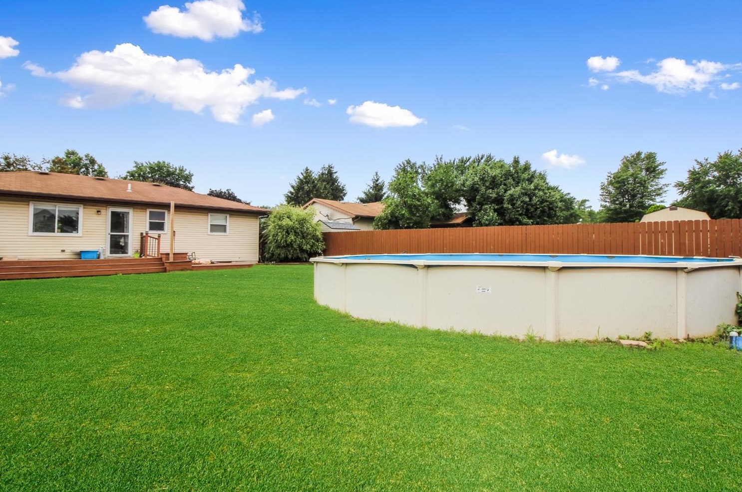 3093 Springmill St, Portage IN  46368-4415 exterior