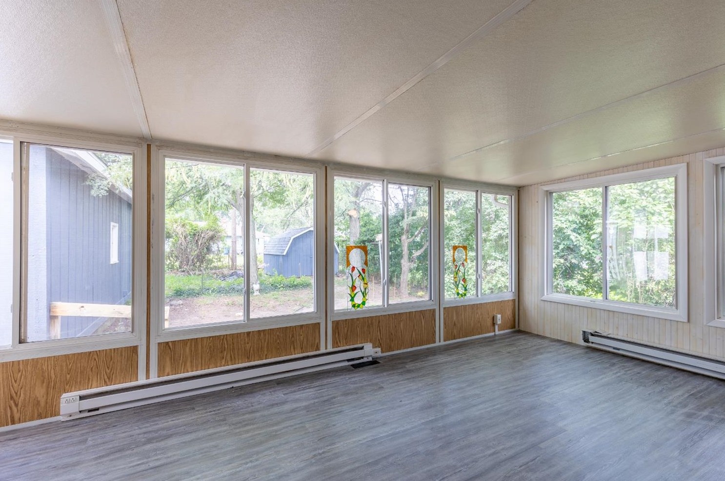 106 Parkview Ave, La Porte IN  46350-6147 exterior