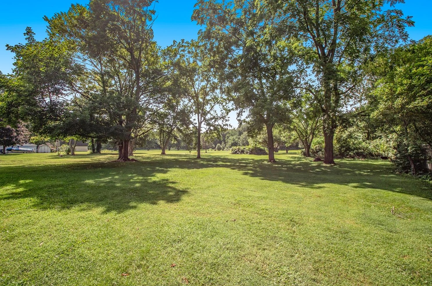 134 Grand Ave, La Porte IN  46350-5350 exterior