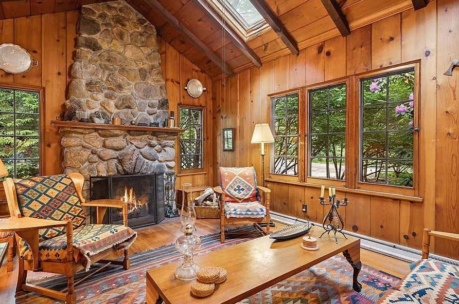 3822 Hiawatha Dr, Michigan City IN  46360-1118 exterior