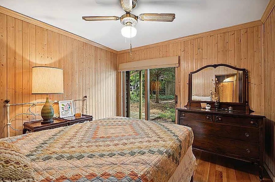 3822 Hiawatha Dr, Michigan City IN  46360-1118 exterior