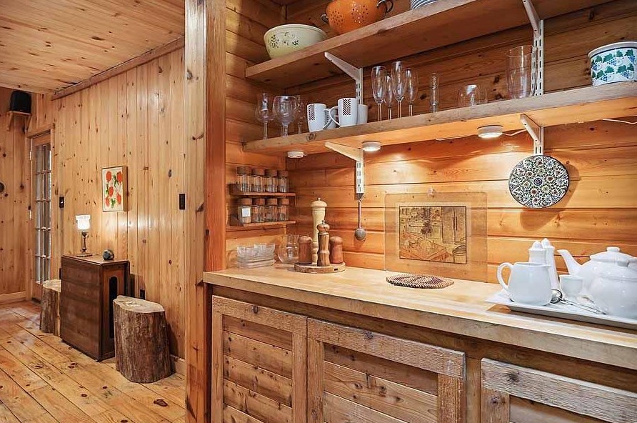 3822 Hiawatha Dr, Michigan City IN  46360-1118 exterior