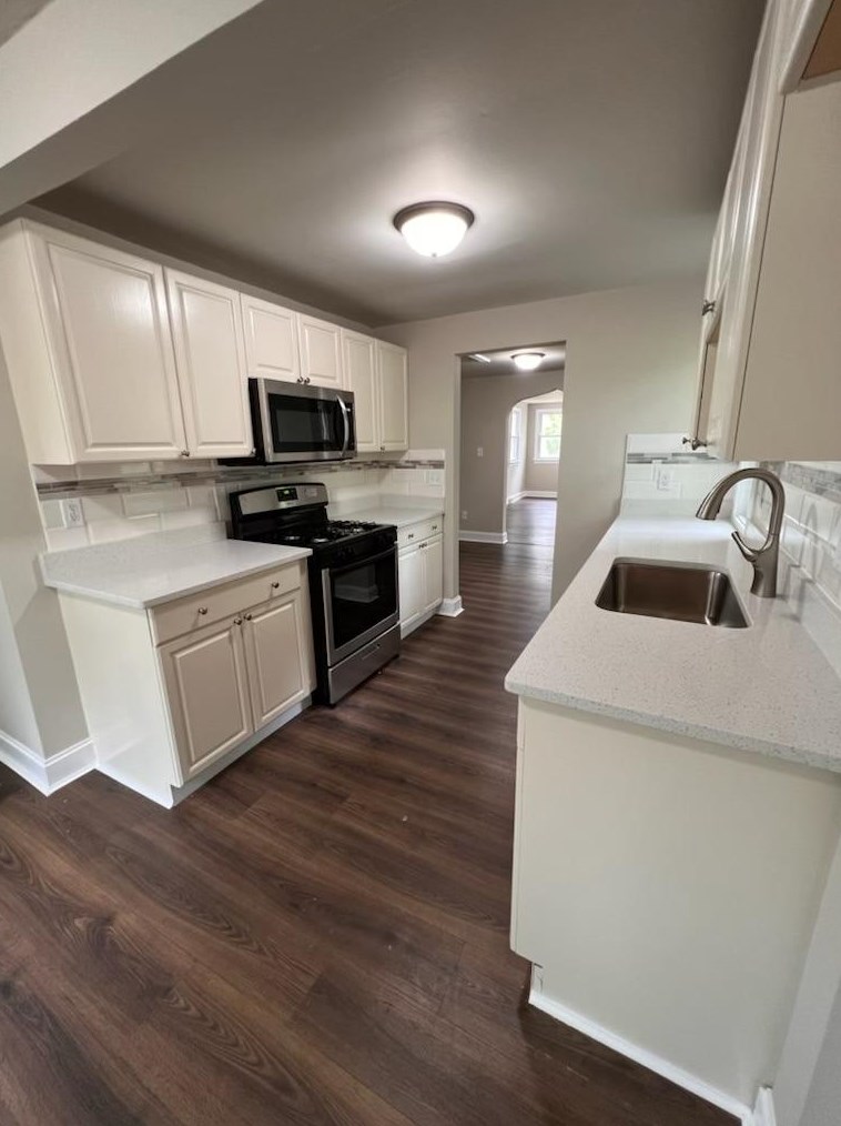 3901 Liverpool Rd, Gary IN 46405-1731 exterior