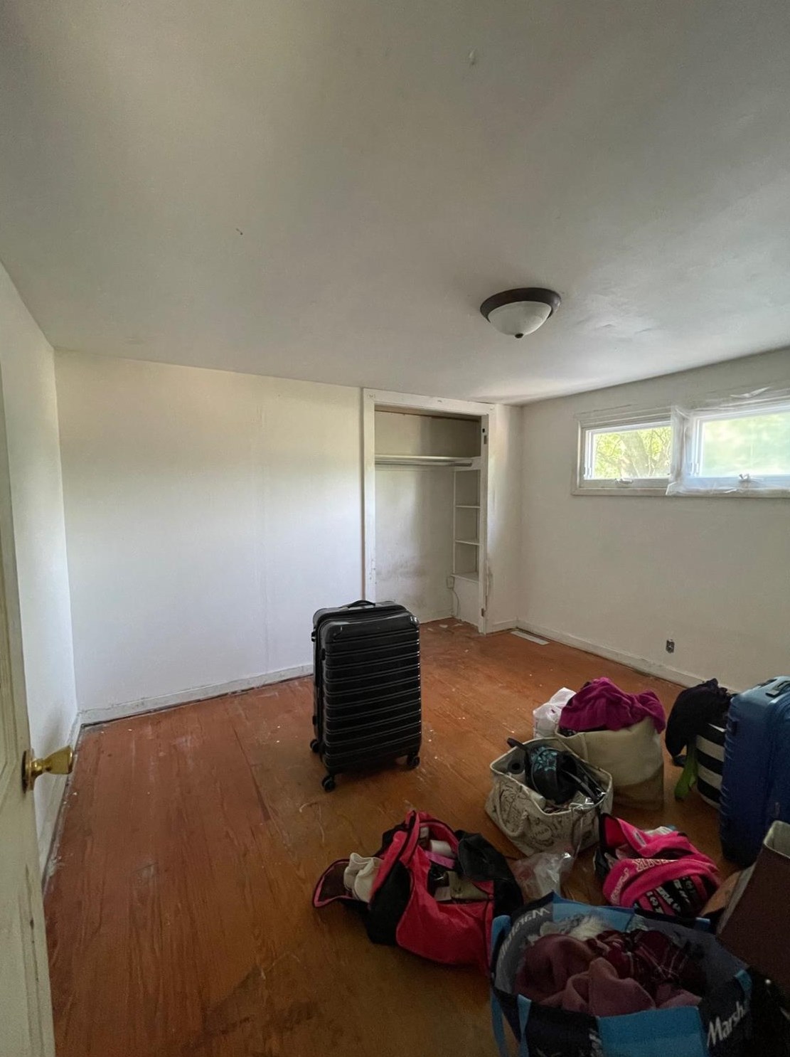 202 Maple St, Kentland IN  47951-1042 exterior