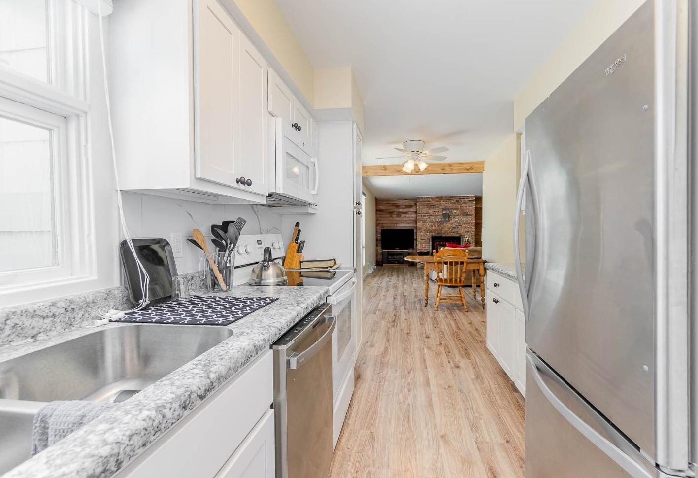 232 Terrace Dr, Hammond IN  46321-2115 exterior