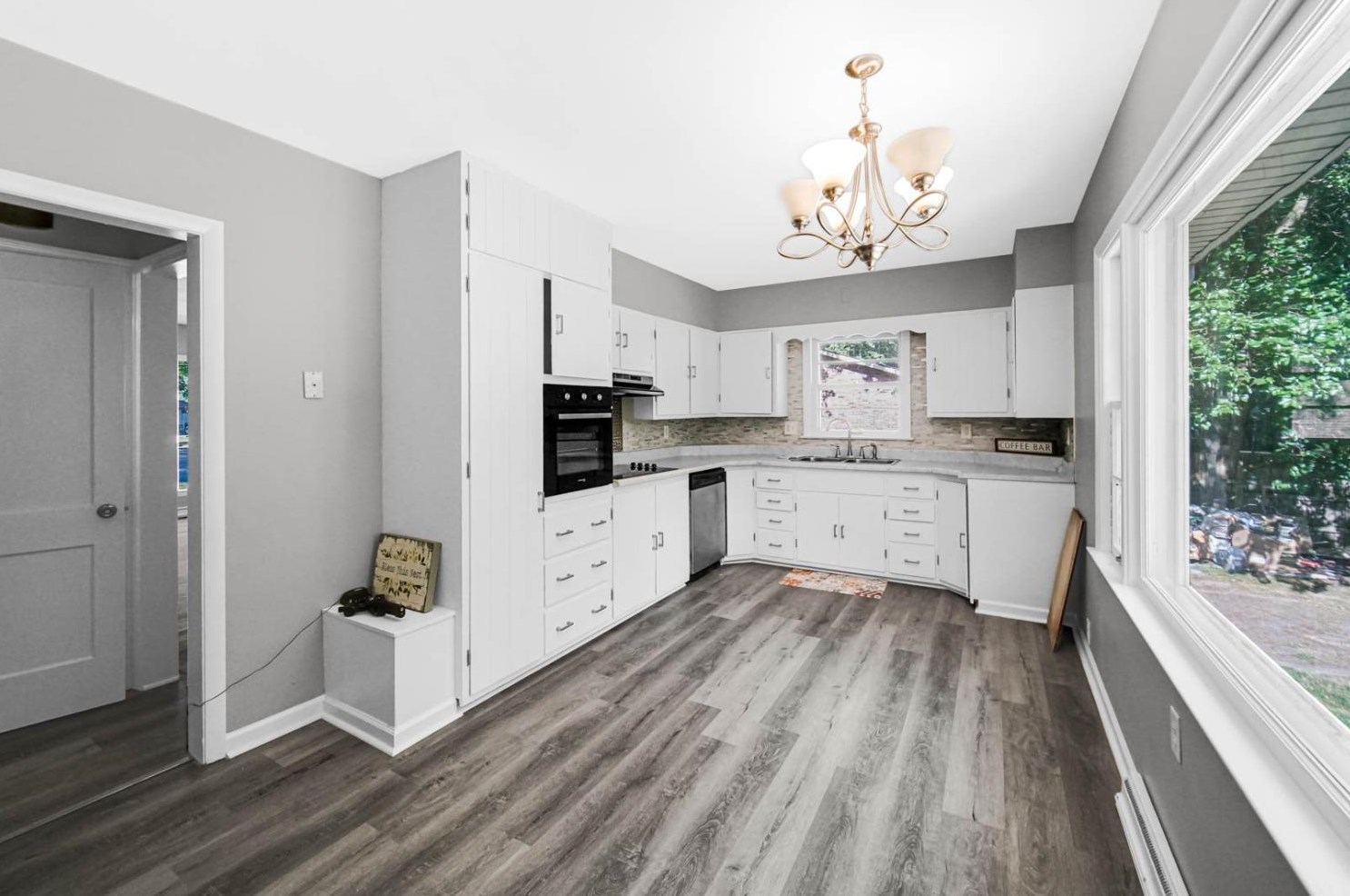 1913 Coolspring Ave, Michigan City IN 46360-6405 exterior