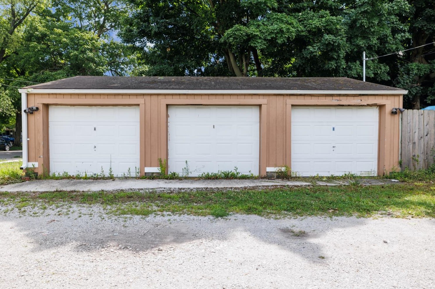 501 Maple Ave, La Porte IN  46350-4010 exterior