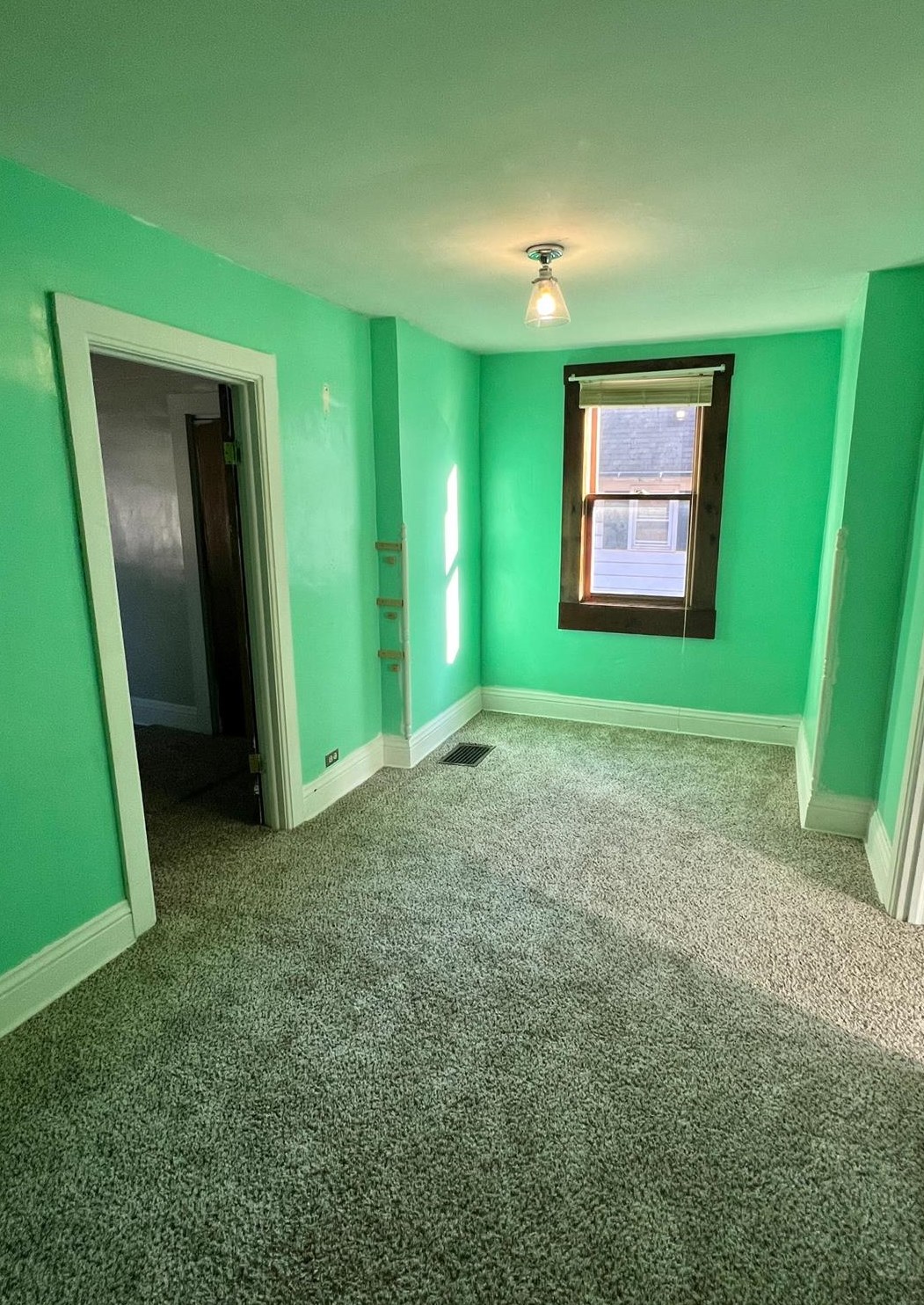 308 Roosevelt St, La Porte IN  46350-2570 exterior