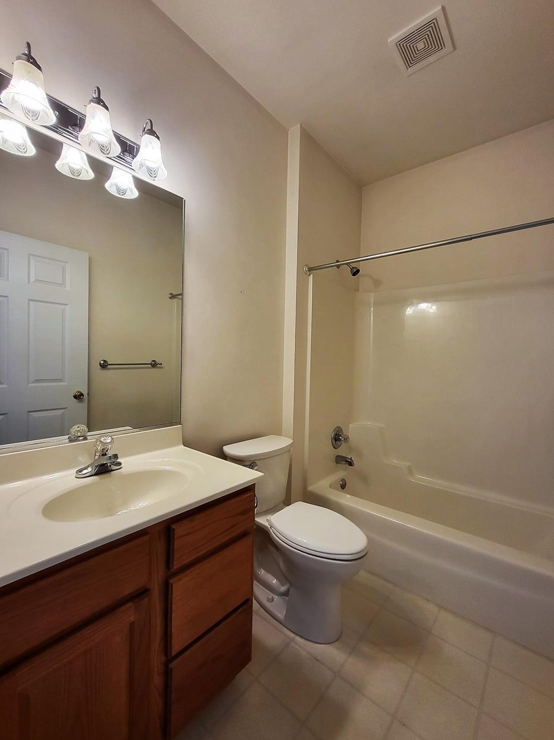 1207 Lily Ln, Schererville IN  46375-1471 exterior