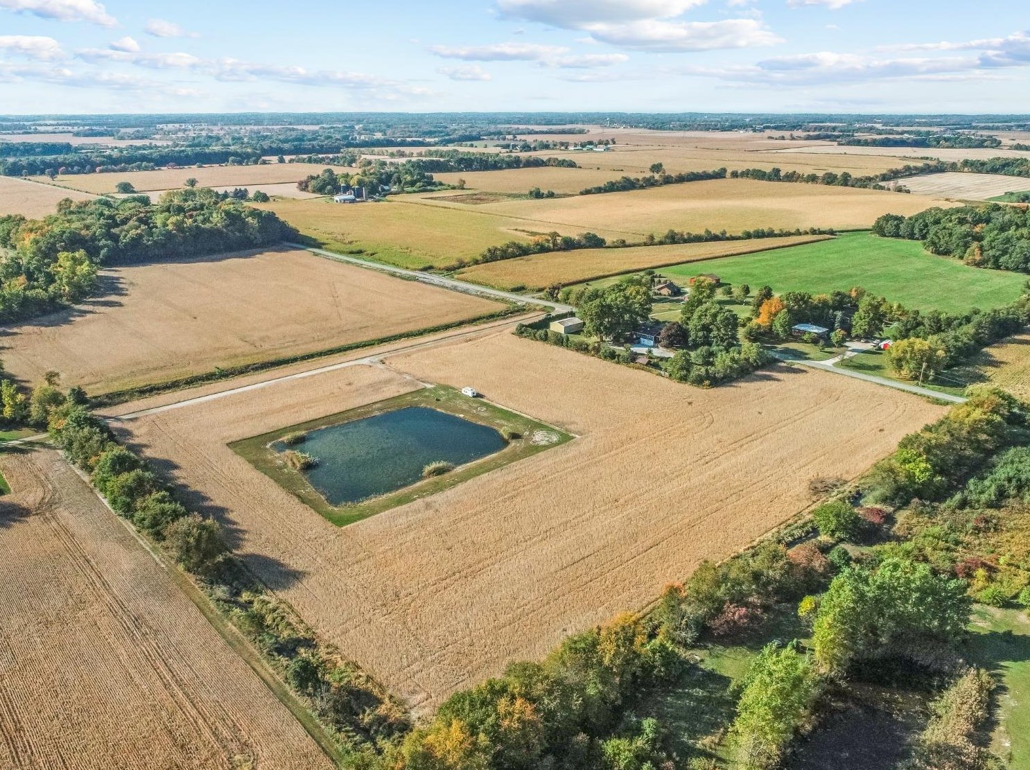 2802 300, La Porte IN 46350-8949 exterior