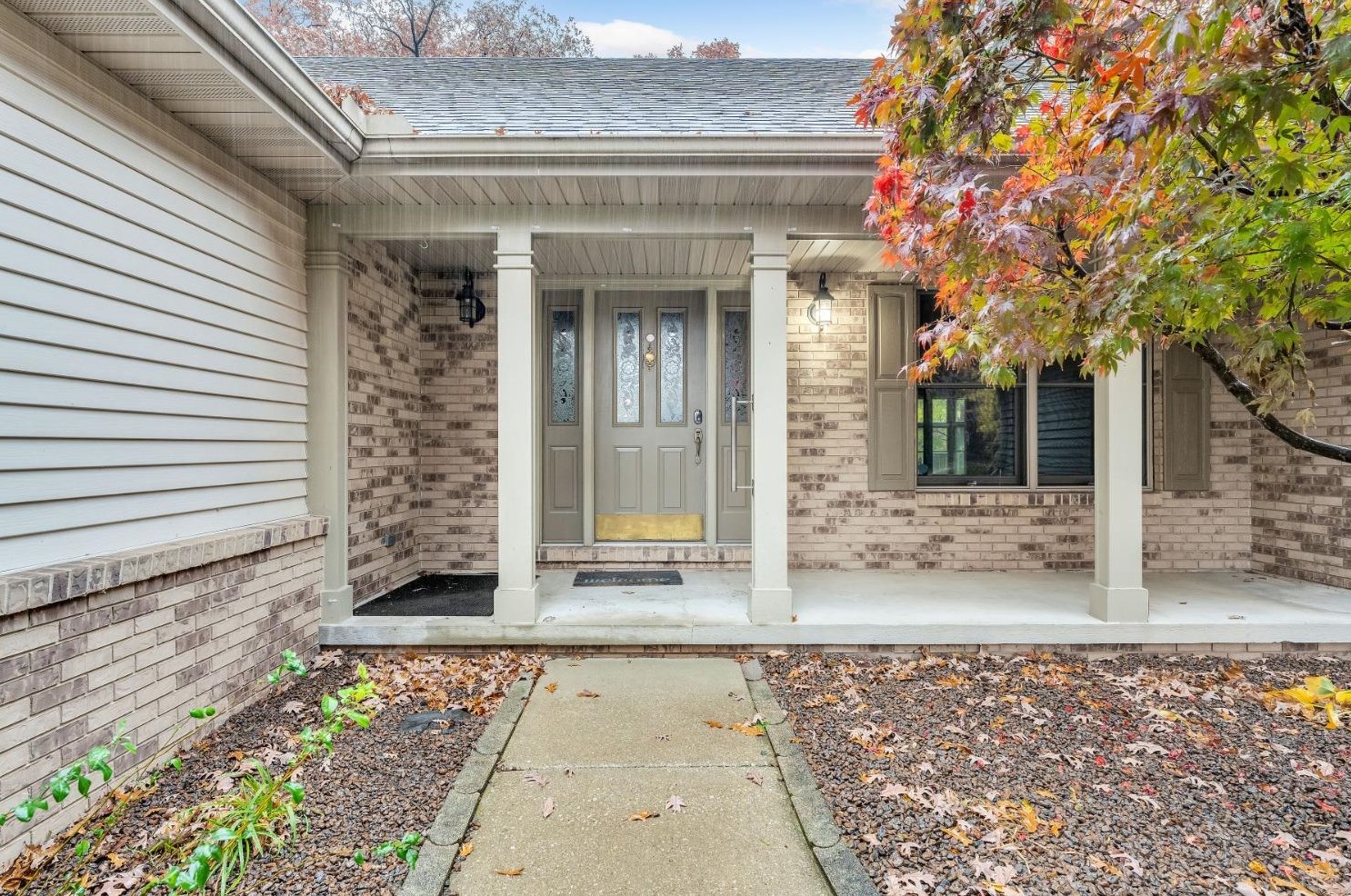 9246 Aspen Ct, Demotte IN  46310-7927 exterior