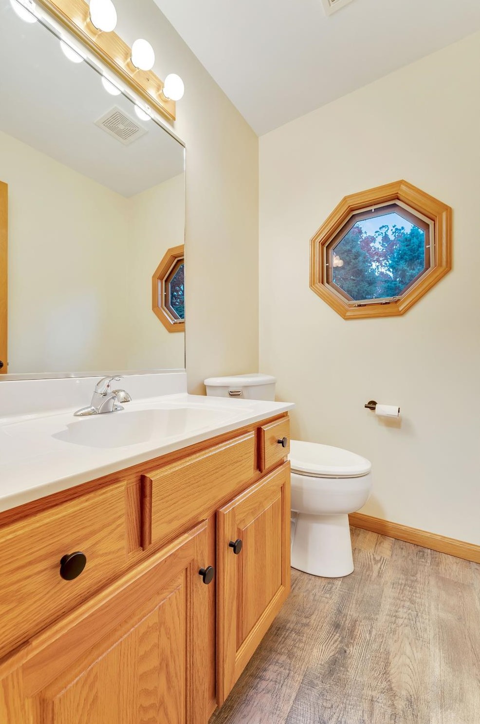 9246 Aspen Ct, Demotte IN  46310-7927 exterior