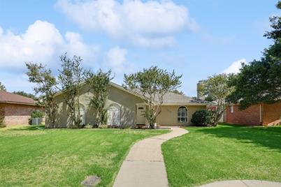 1845  El Paso Street, Lewisville, TX 75077 - Photo 1