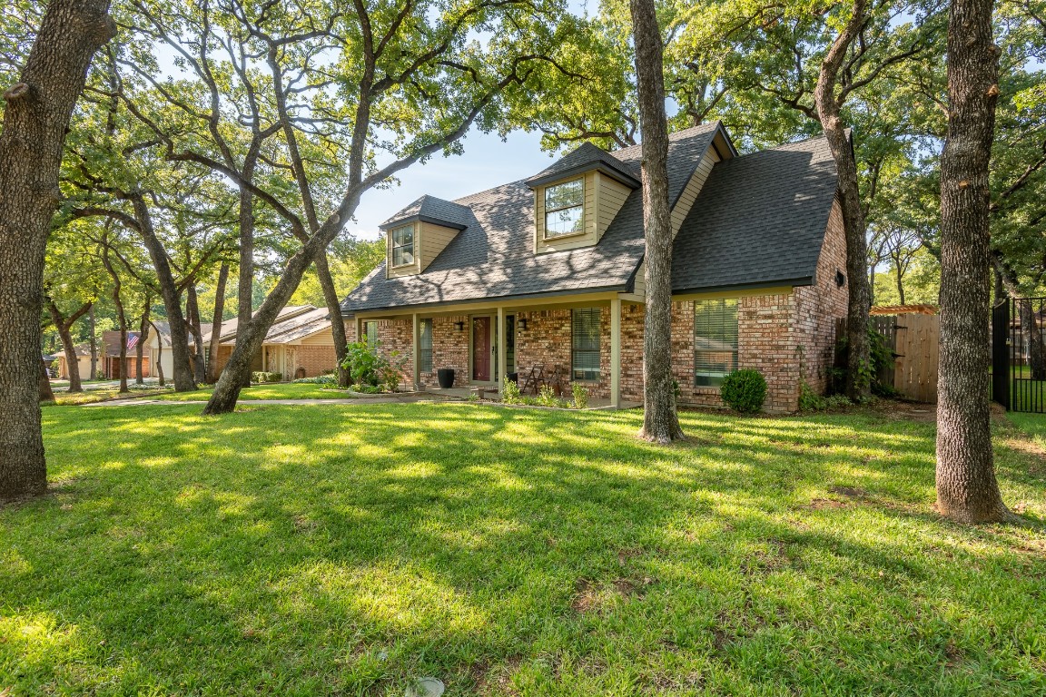 3010 Columbine Dr, Grapevine, TX 76051 MLS 20147535 Coldwell Banker