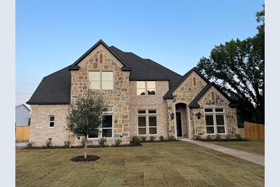 2209 Woodberry Drive, Fort Worth, TX 76112 - Photo 1