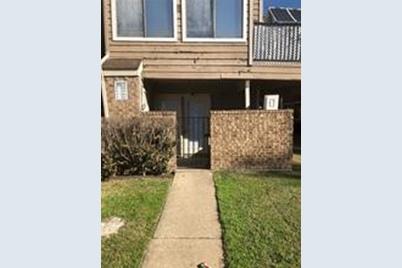 9811 Walnut Street #103, Dallas, TX 75243 - Photo 1