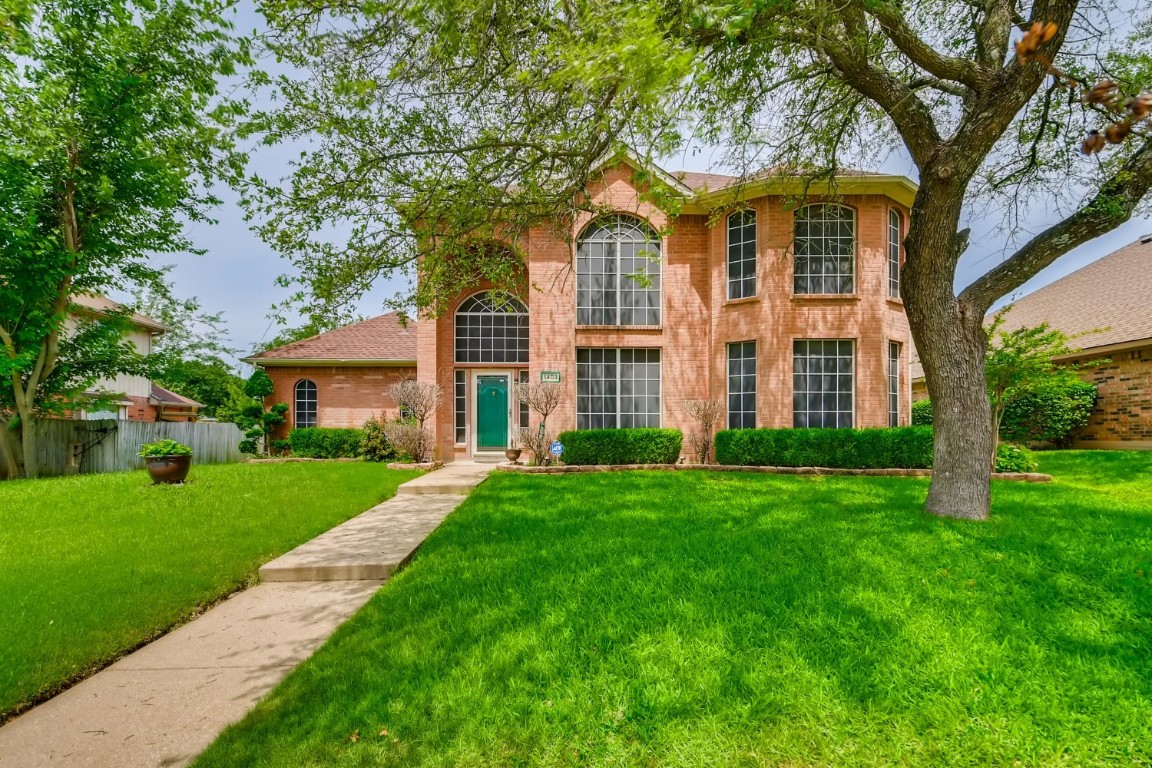 1403 Holveck Dr, Cedar Hill, TX 75104 MLS 20221147 Coldwell Banker
