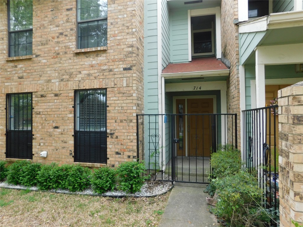 714 W Canty St, Dallas, TX 75208 MLS 20221684 Coldwell Banker