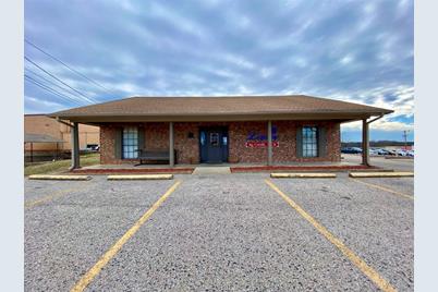 335 W Dallas, Canton, TX 75103 - Photo 1