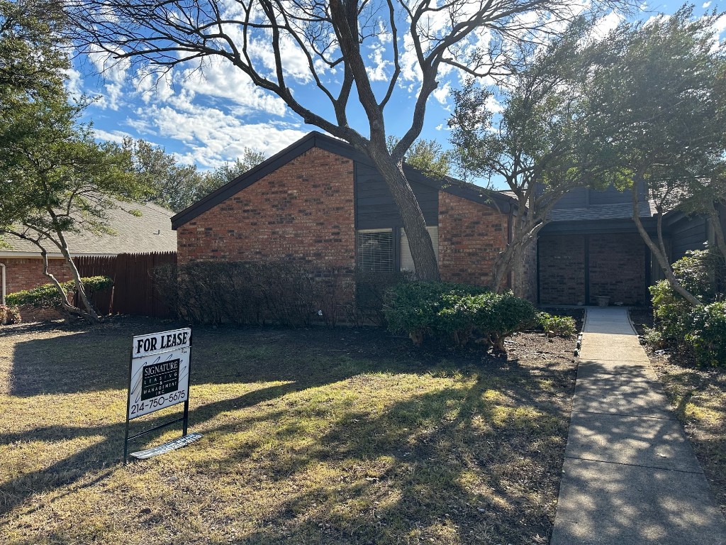 1900-tree-house-ln-plano-tx-75023-mls-20230405-coldwell-banker