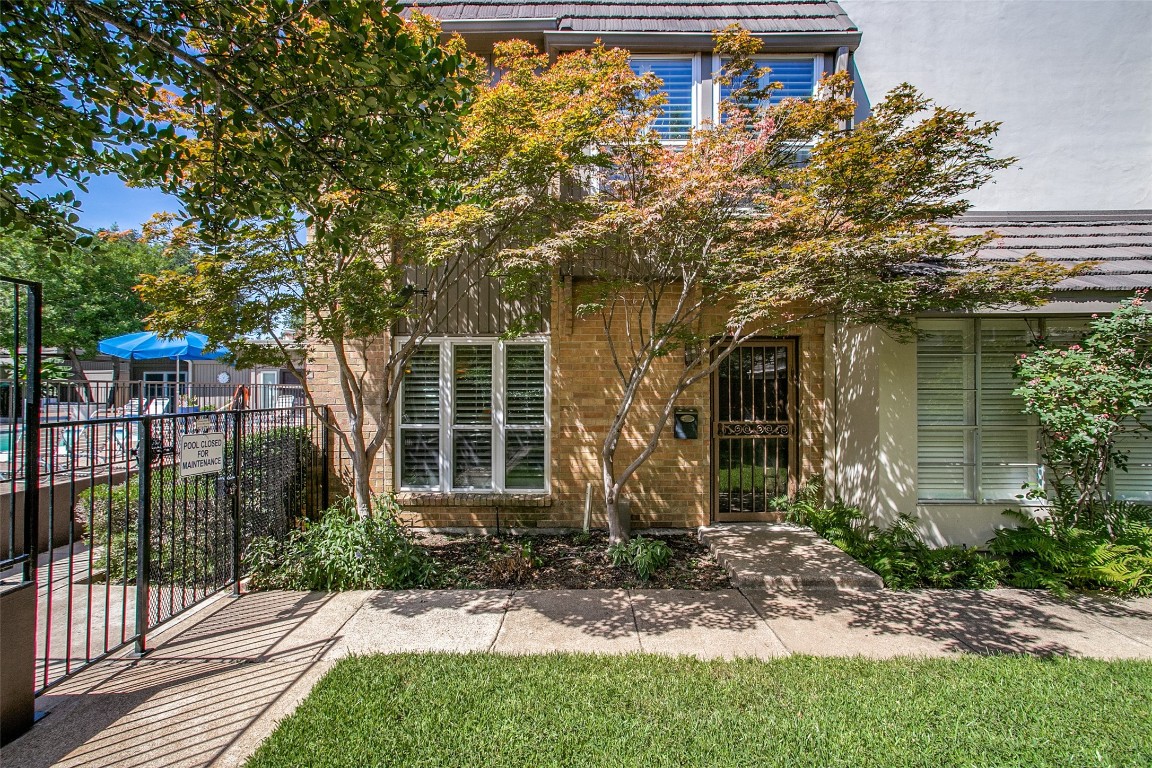 3318 Hawthorne Ave, Dallas, TX 75219 MLS 20233592 Coldwell Banker