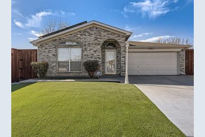 8105 Spruce Valley Drive - Photo 1