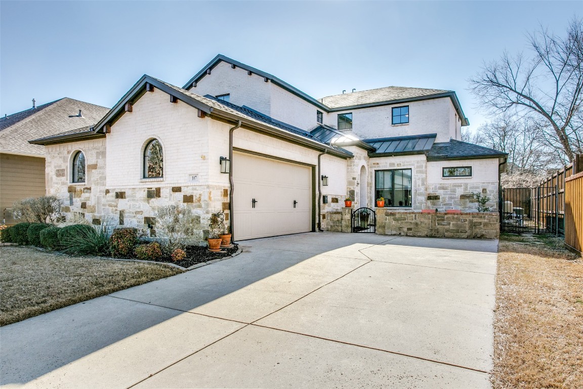 107 W Peach St, Grapevine, TX 76051 MLS 20247058 Coldwell Banker