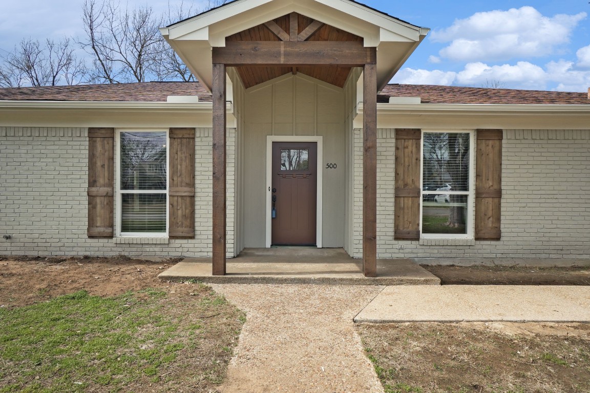 500 S College St, Pilot Point, TX 76258 MLS 20255430 Coldwell Banker