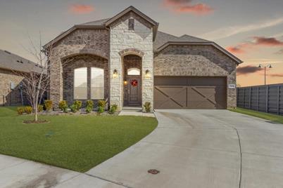 7401 Brushy Meadow Trail, Little Elm, TX 76227 - Photo 1