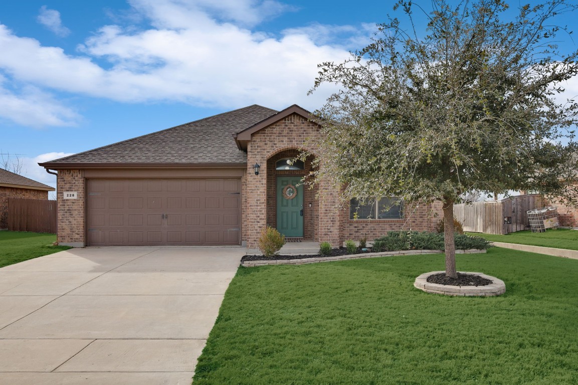 228 Oaklawn Dr, Ponder, TX 76259 MLS 20264003 Coldwell Banker