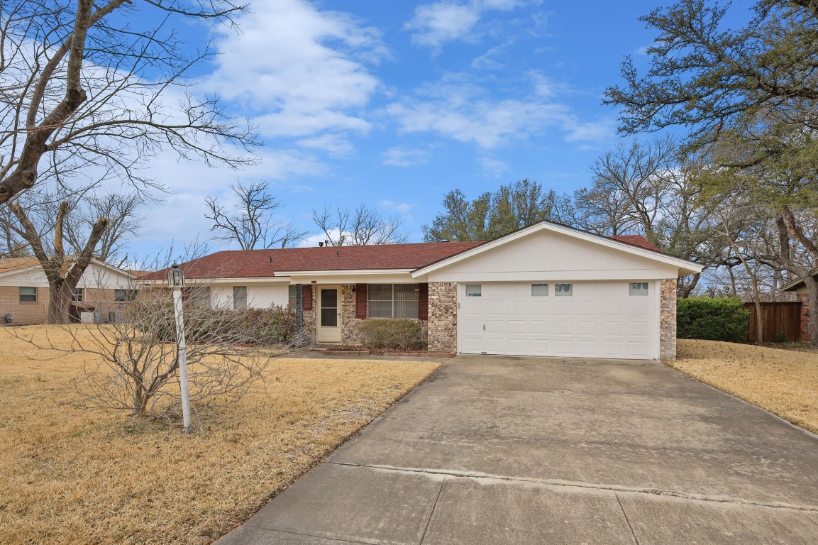 213 Cacti Dr, Lakeside, TX 76108 MLS 20265193 Coldwell Banker