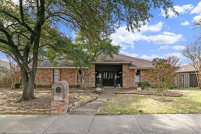 7254 Holyoke Drive, Dallas, TX 75248 - Photo 1