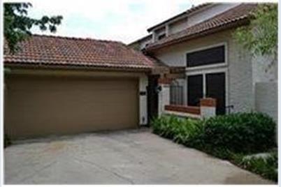 607 Mission Circle, Irving, TX 75063 - Photo 1