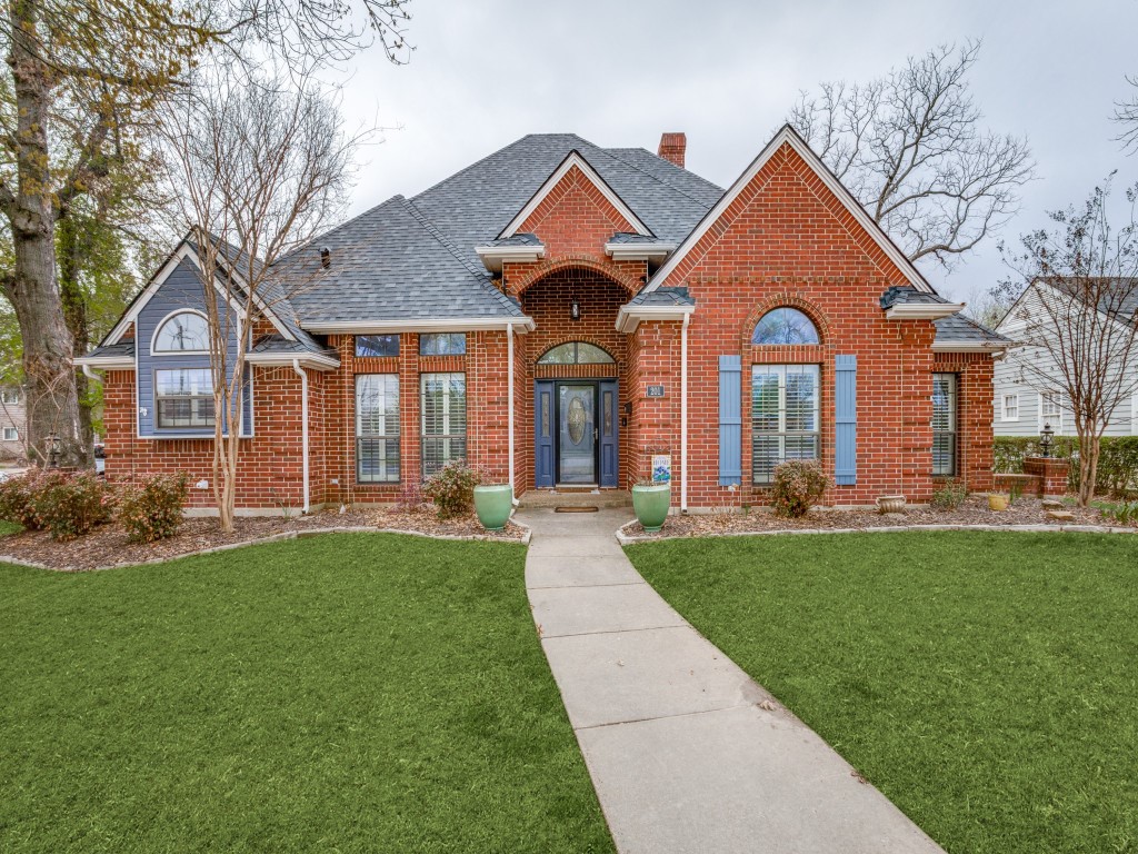 201 N Clay St, Ennis, TX 75119 - MLS 20273297 - Coldwell Banker