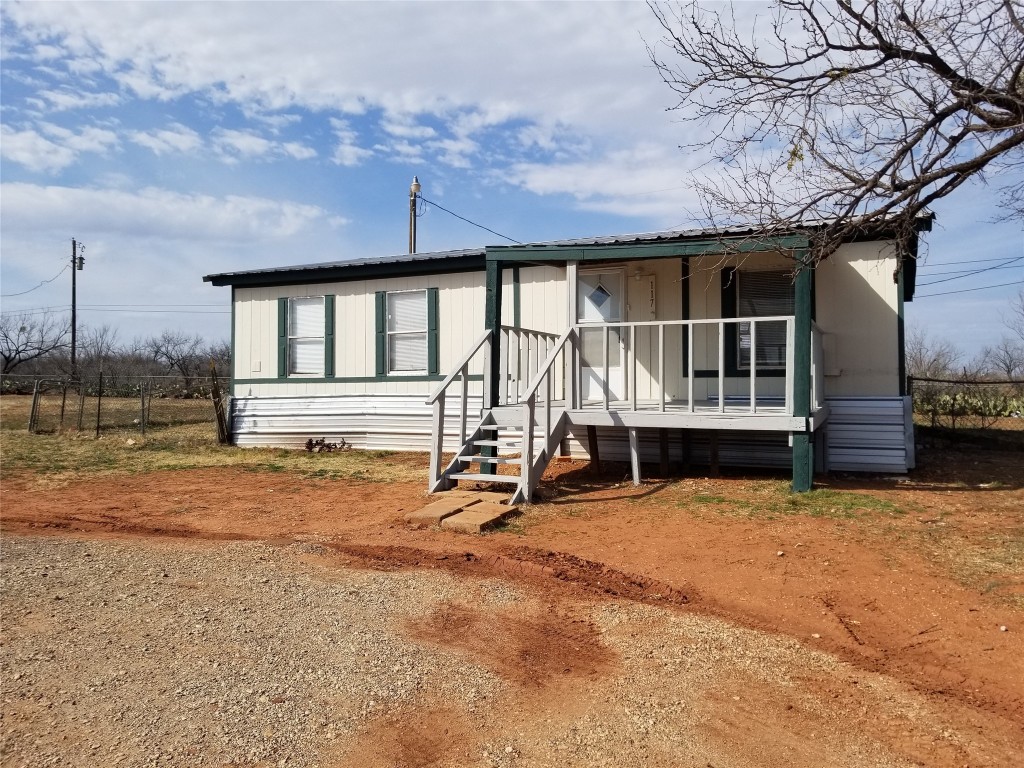 117 Pueblo Ave, Tye, TX 79563 MLS 20276970 Coldwell Banker